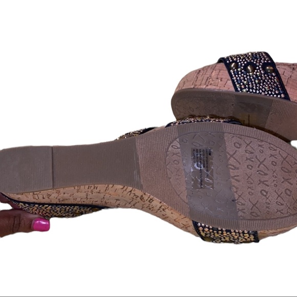 Women’s XOXO wedges Black&Gold 10 New - Picture 4 of 5